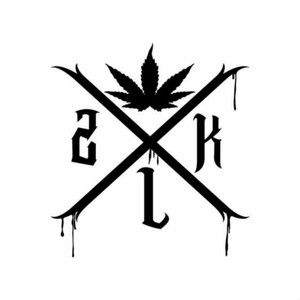 Allá en el Barrio (Explicit)