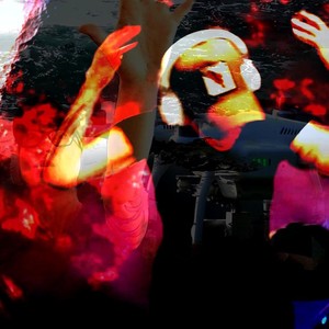 Paradise (Lucky Swan)