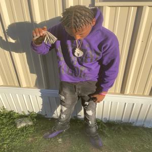 Trapstars (feat. Nellyosama) (Explicit)