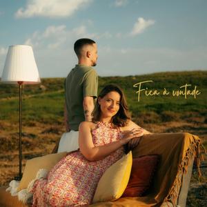 Fica à vontade