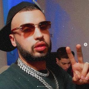 EFSET NINGUÉM PODE RESPONDER POR MIM (Explicit)