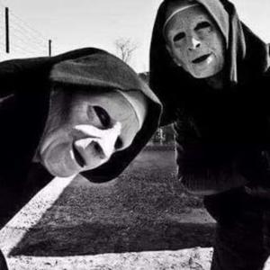 Rough Riderz (feat. Traqqa) (Explicit)