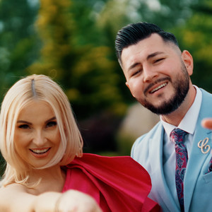 Cu tine rad, cu tine plang