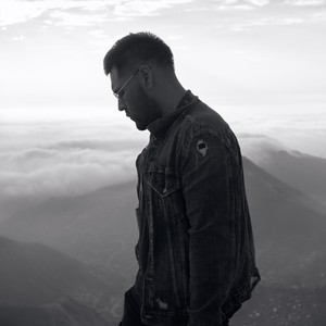 Traigo(feat. Sky Sapiens) (Explicit)