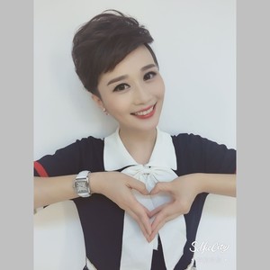 中秋望明月-丁珊珊