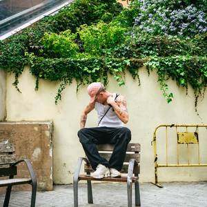 why u shout me? (Explicit)