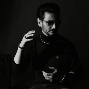 YAAR DAADHI ISHQ AATISH