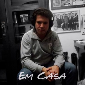 Em Casa
