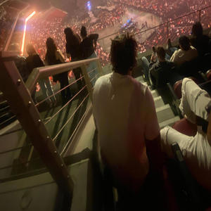 world (feat. vincent) (Explicit)