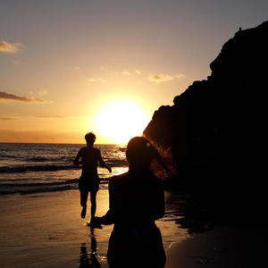 COMO NUNCA (Explicit)