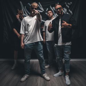 SLOW MO (feat. Qfel & Piter Parker) (Explicit)