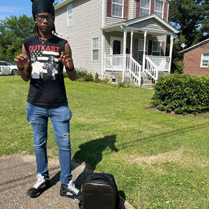 No hands (feat. Luh T) (Explicit)