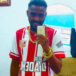 Ela é Tarada (Explicit)