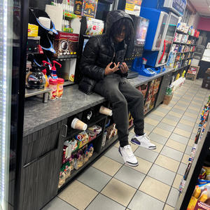 Creative Writing (feat. Ape Capone & TC Montana) (Explicit)