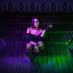 Mãe (Dead Mom) (feat. Inês Branco)