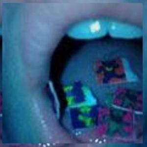 LUCY GOT ME NUMB (feat. killpariah) (Explicit)