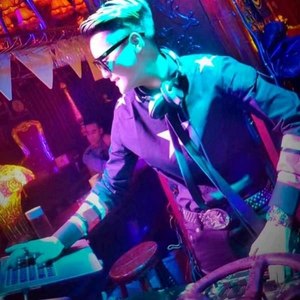 中文DJ串烧《谁》车载舞曲