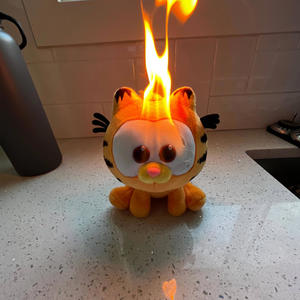 DESU! (feat. Tropicanaa) (Explicit)