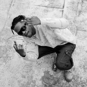 STUNTIN’ (Explicit)