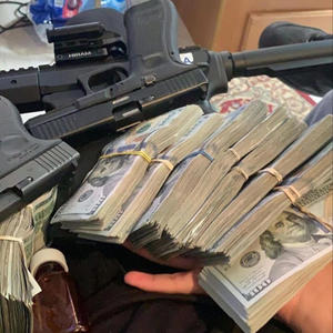 Risky (feat. Donni2Hotty) (Explicit)