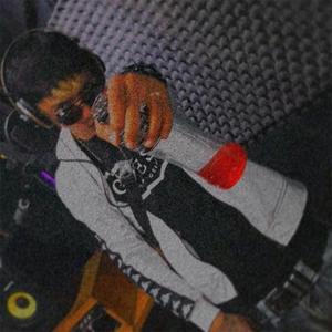 LOS YG DE VUELTA (feat. Lansky 27 Guns & YOUNGGANGSTER) (Explicit)