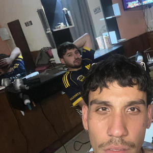 Sos el reflejo de mis lentes (feat. Mauroknara & Deban)