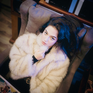 her yerde sen varsın