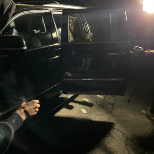 Nike (feat. Stop Leakin) (Explicit)