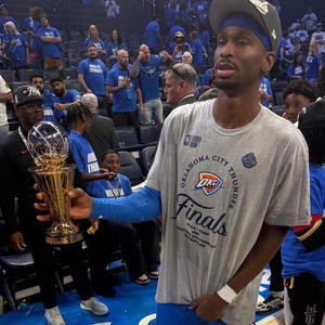 HARD FRIED WINGS! (feat. FONY WALLACE) (Explicit)