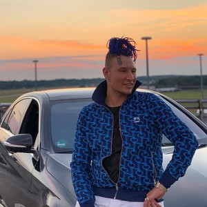 Prada/Tiefblau (Explicit)