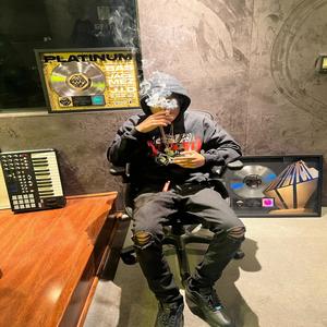 Wit It (feat. AvianLamarr) (Explicit)