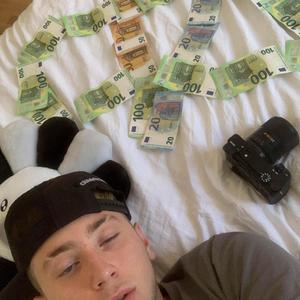 Onlinerackies 2 (Explicit)