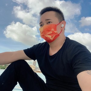 他叫静静