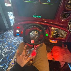 TOP (feat. Amari) (Explicit)