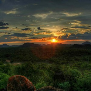 Ndomhanya Ngoma