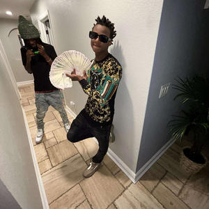 Trippin (feat. Lanardfrmda30) (Explicit)