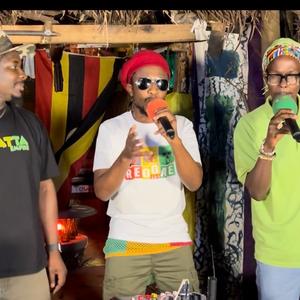 Never Give Up (feat. C.wyne Nalukalala)