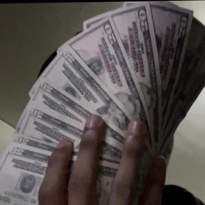 Foldin (feat. FeezyG) (Explicit)