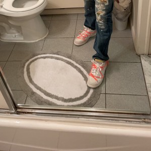 hell(feat. zee!) (Explicit)