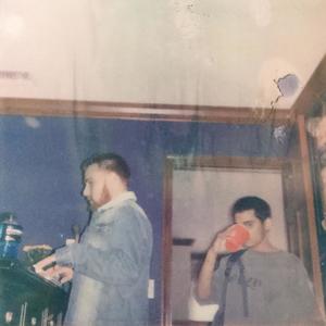 Everybody (feat. Rayheartsbandz) (Explicit)