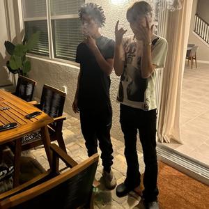 Drop My Top (feat. maxon & kahleation) (Explicit)