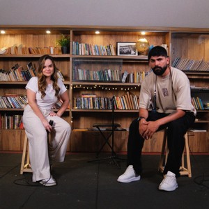 Medley Acústico: Sarcástico / Direção / Levantarei Minha Voz