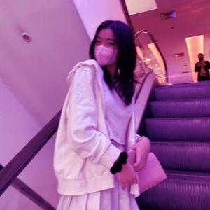 dreams (feat. Dzan) (Explicit)