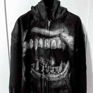 too many *****es (feat. rojuu)