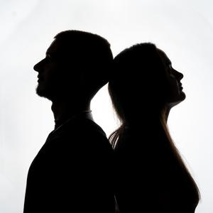 2 Body's (feat. Atina)