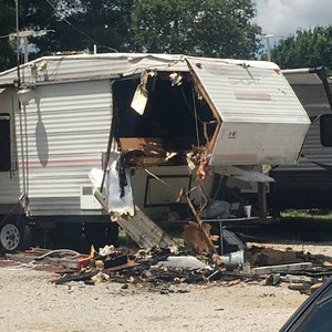 #RIPBETTYWHITE(feat. Cuhrishna & F1LTHY) (Explicit)