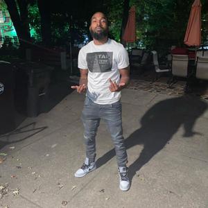 Workin N Servin (Explicit)