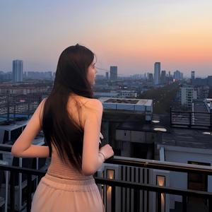 迷茫的追寻-严浩翔
