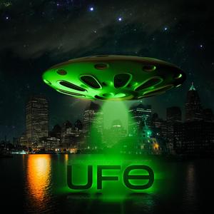 UFO (feat. Moroney) (Explicit)
