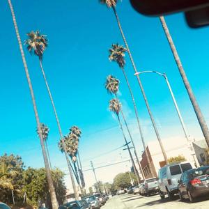 Walk on(feat. Swagg Jezu$ & Eli Kumor) (Explicit)